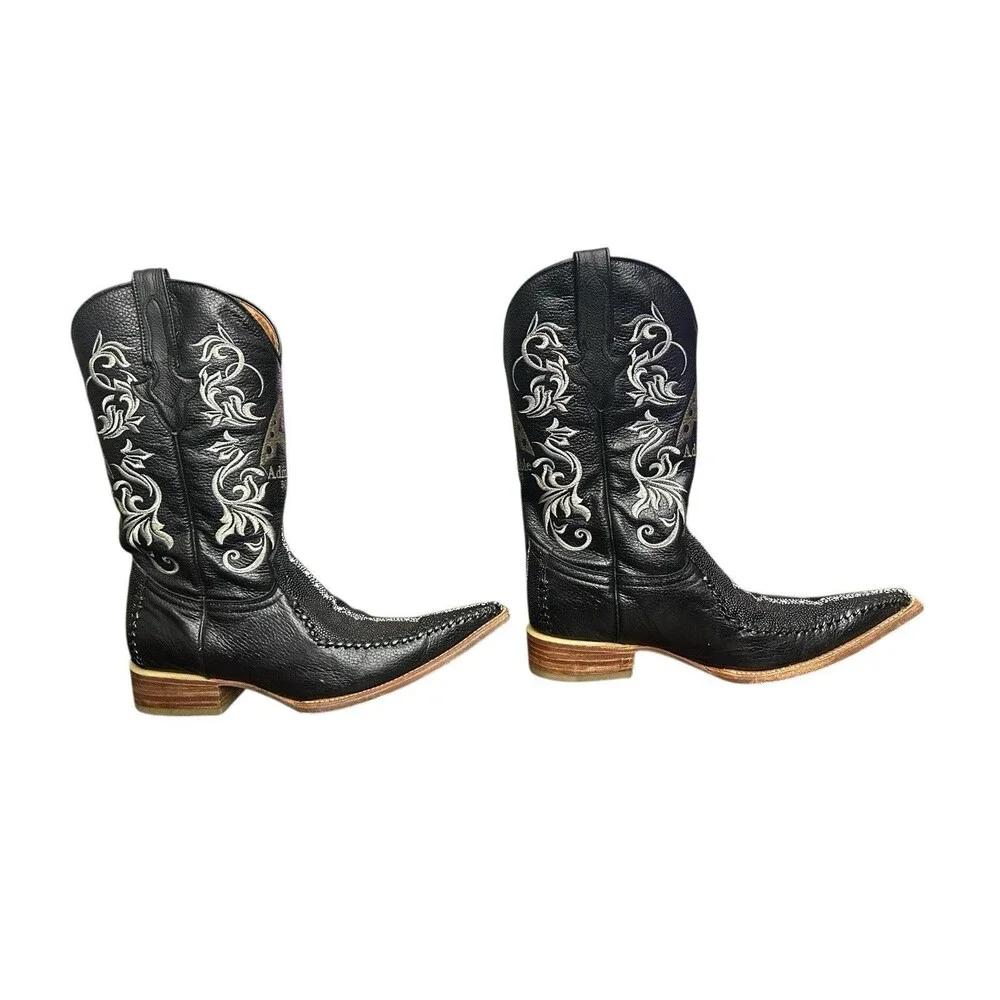 Admirable Boots Mantaray Print Leather Snip Toe Western Cowboy Matching Belt Admirable® Mantaray Print Leather Snip-Toe Boots (Wine  main image 3